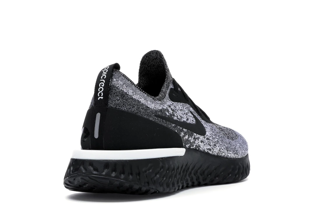 Vue 31 de Nike Epic React Flyknit Cookies & Cream