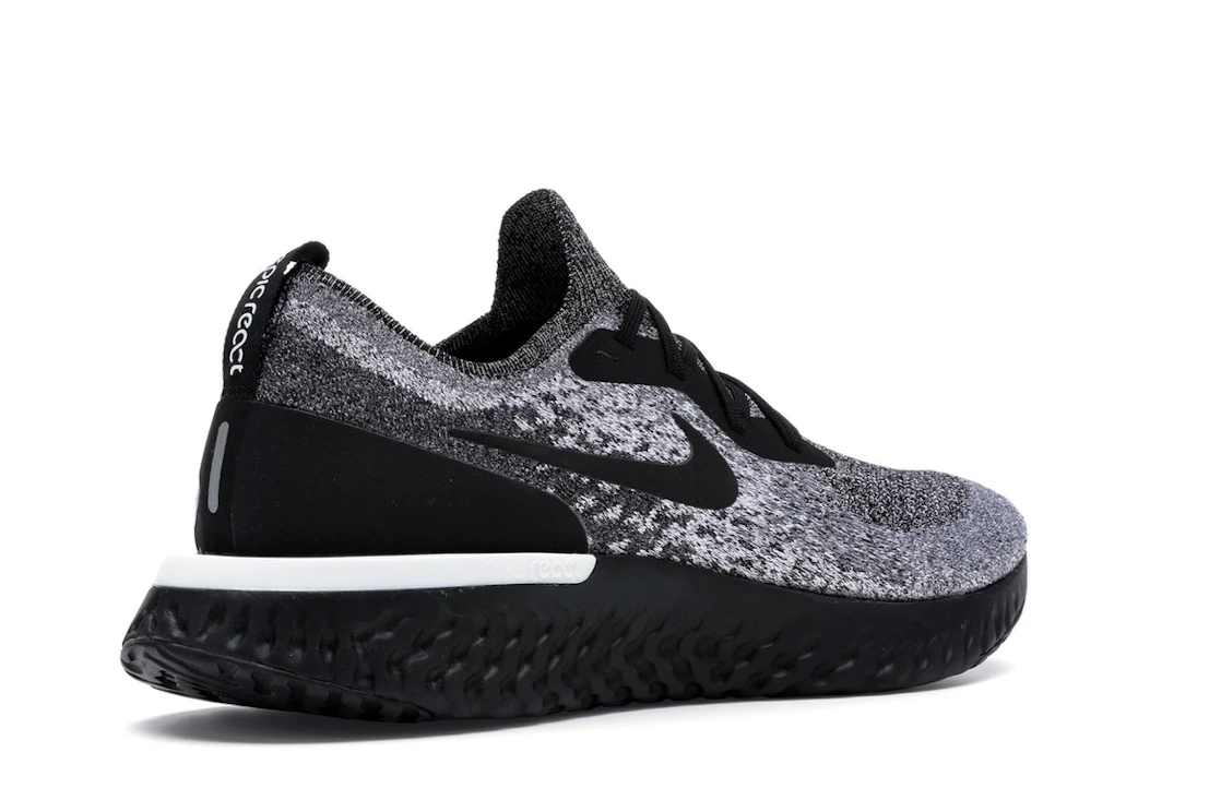 Vue 33 de Nike Epic React Flyknit Cookies & Cream