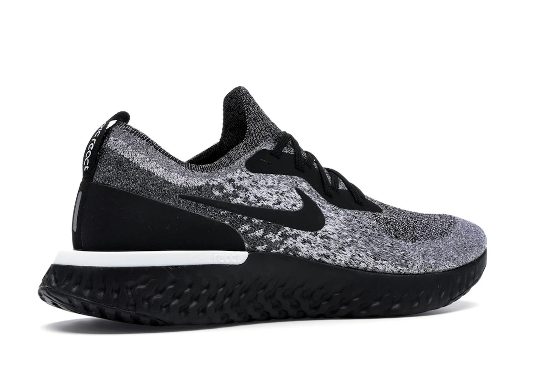 Vue 34 de Nike Epic React Flyknit Cookies & Cream