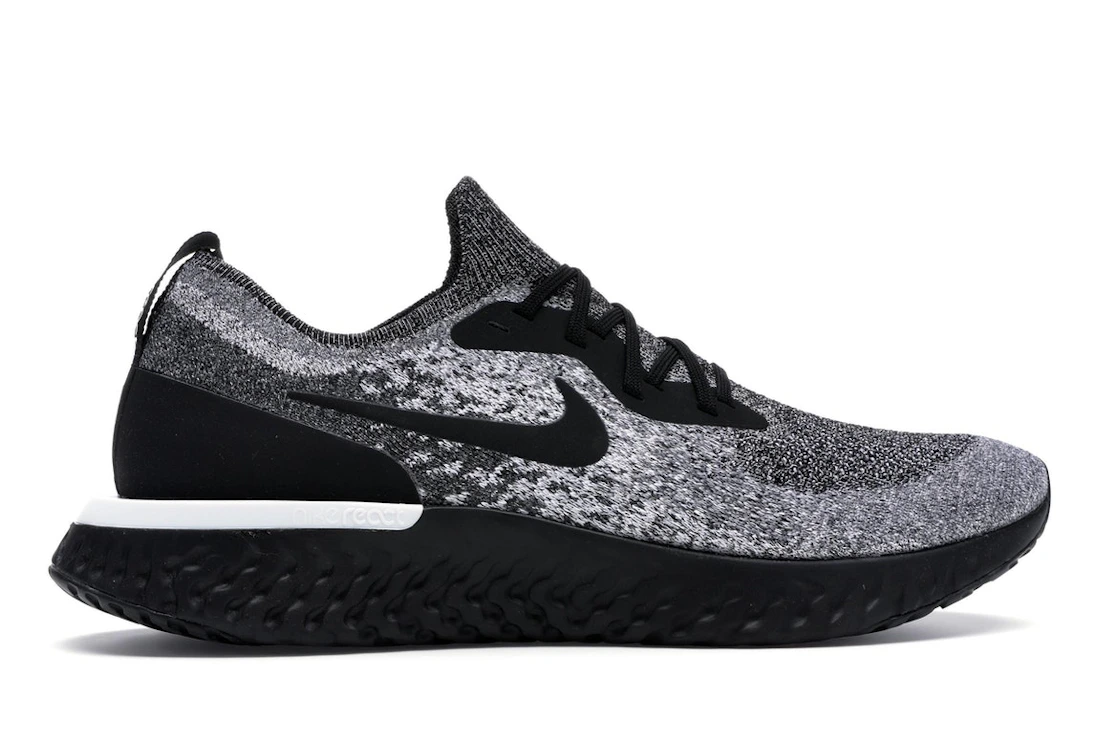 Vue 36 de Nike Epic React Flyknit Cookies & Cream