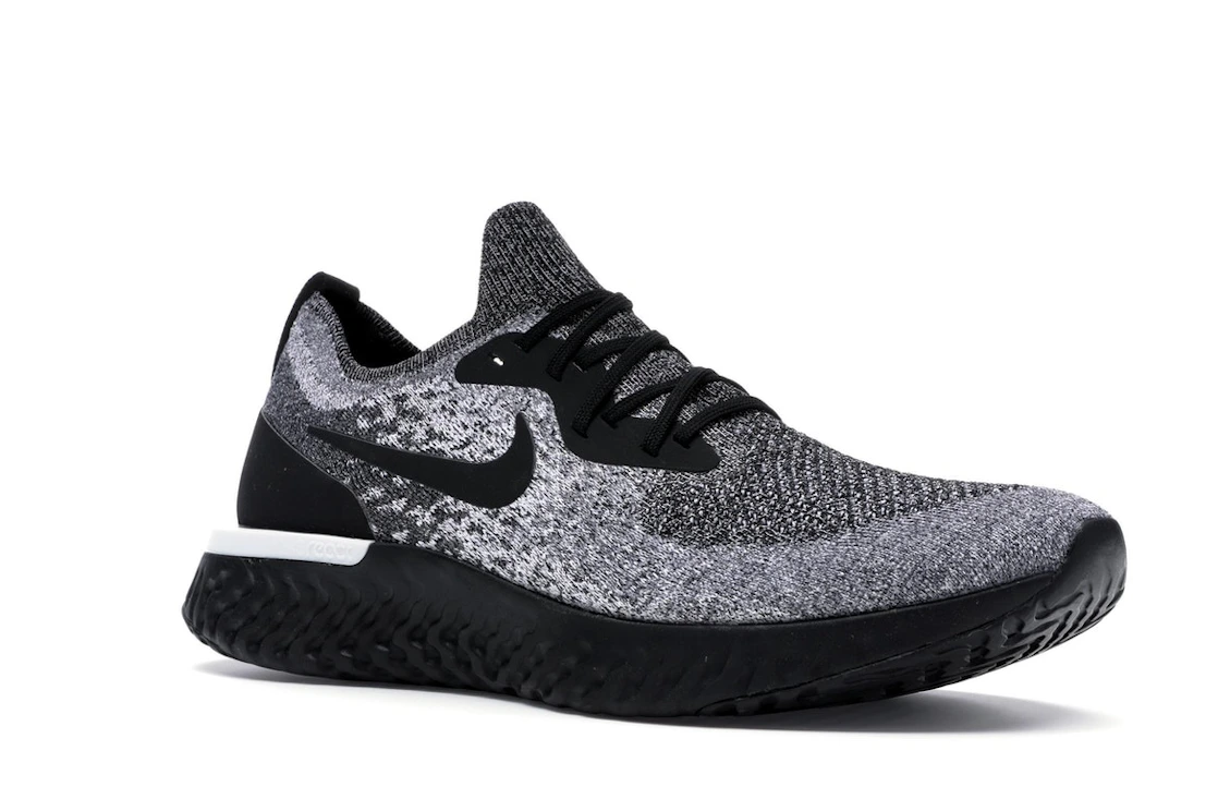 Vue 5 de Nike Epic React Flyknit Cookies & Cream