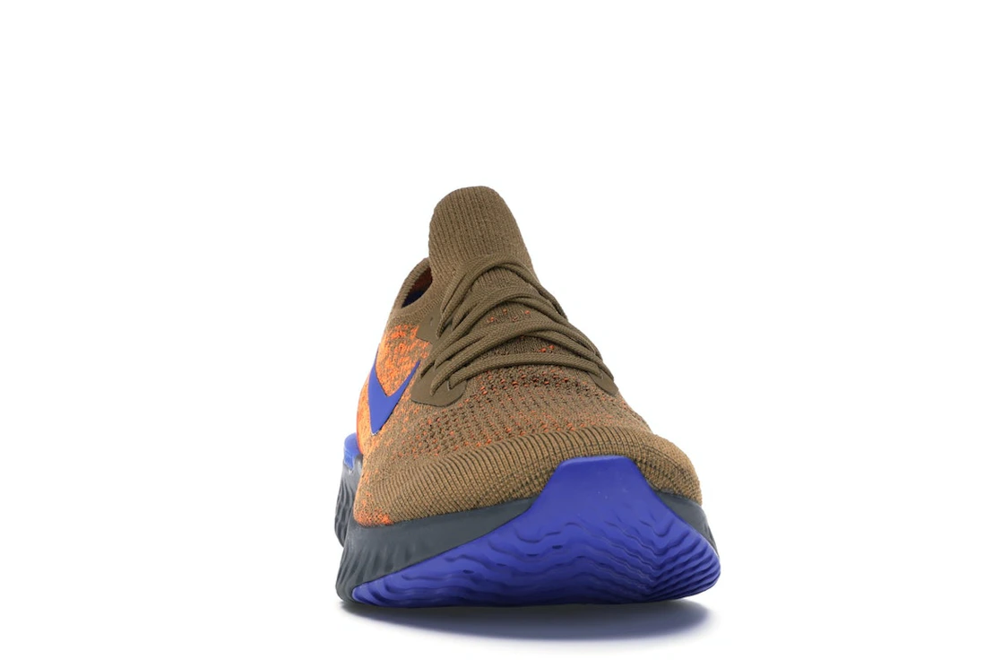 Vue 9 de Nike Epic React Flyknit Golden Beige Racer Blue