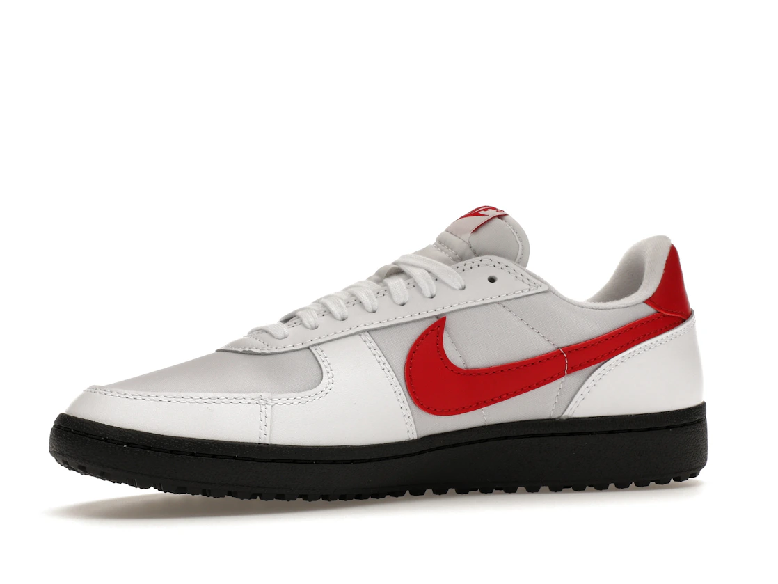 Vue 17 de Nike Field General '82 SP White Varsity Red