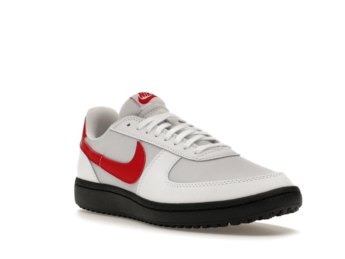 Vue 6 de Nike Field General '82 SP White Varsity Red