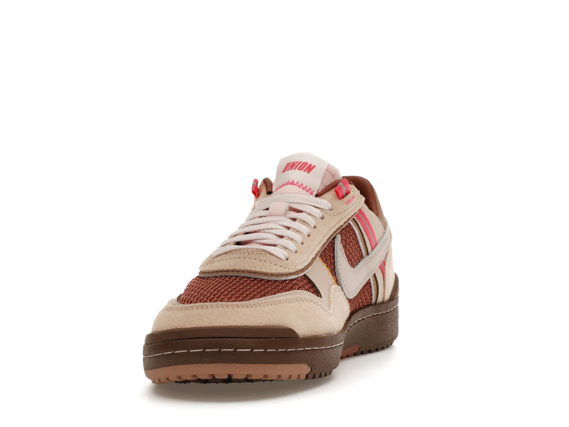Vue 12 de Nike Field General Union LA Shimmer