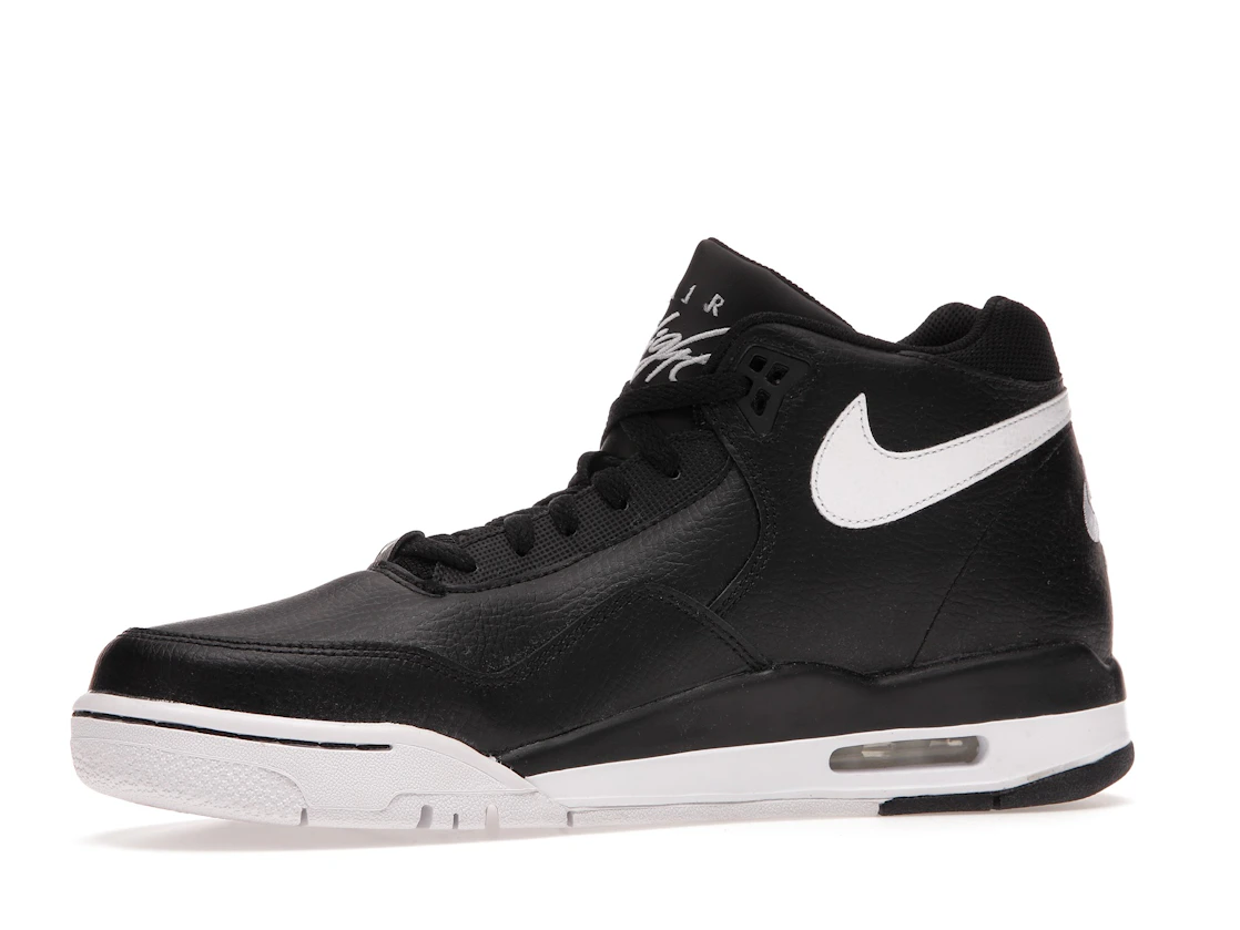Vue 17 de Nike Flight Legacy Black White