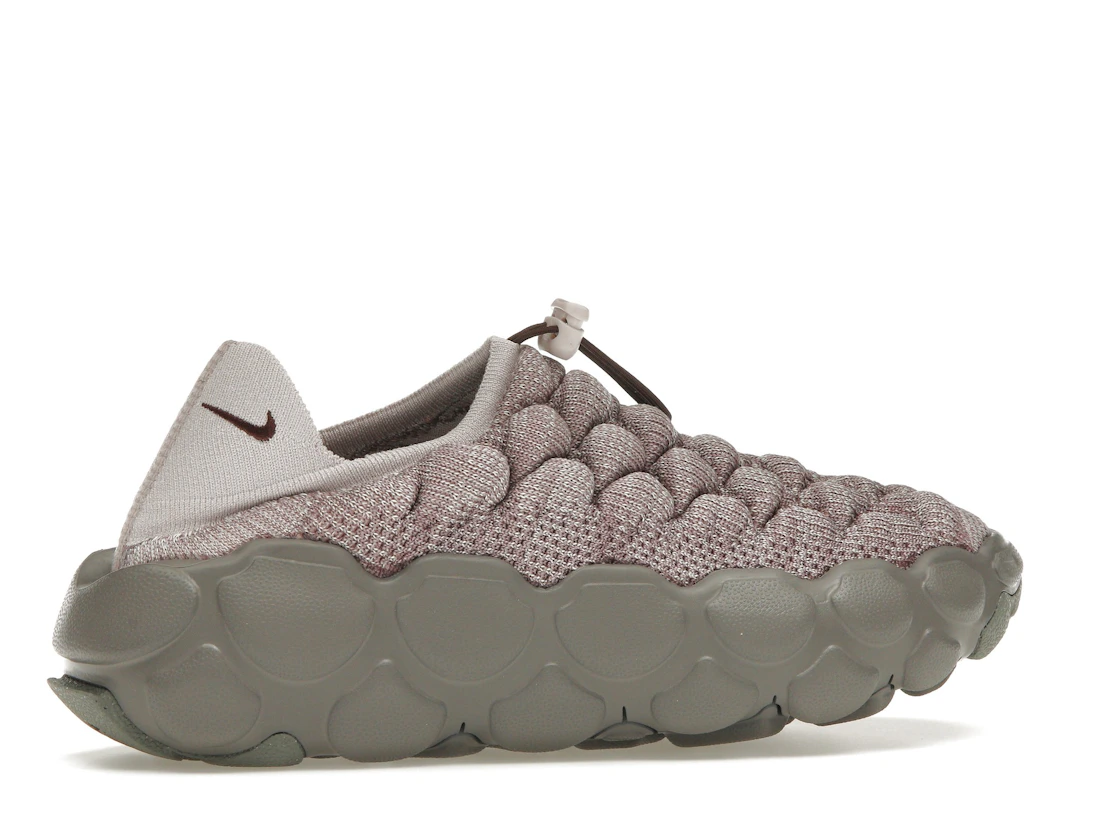 Vue 35 de Nike Flyknit Haven Platinum Violet 