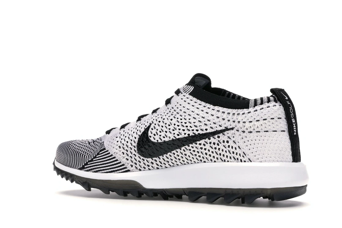 Vue 22 de Nike Flyknit Racer G Cleat Cookies & Cream