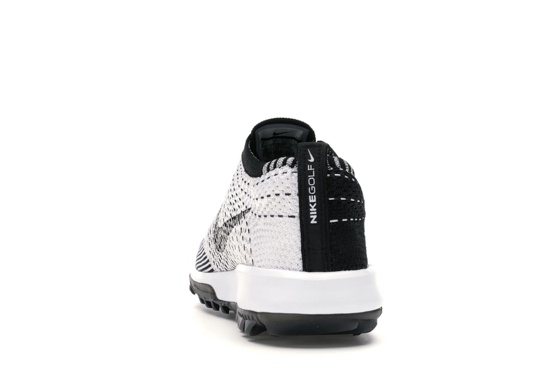Vue 27 de Nike Flyknit Racer G Cleat Cookies & Cream