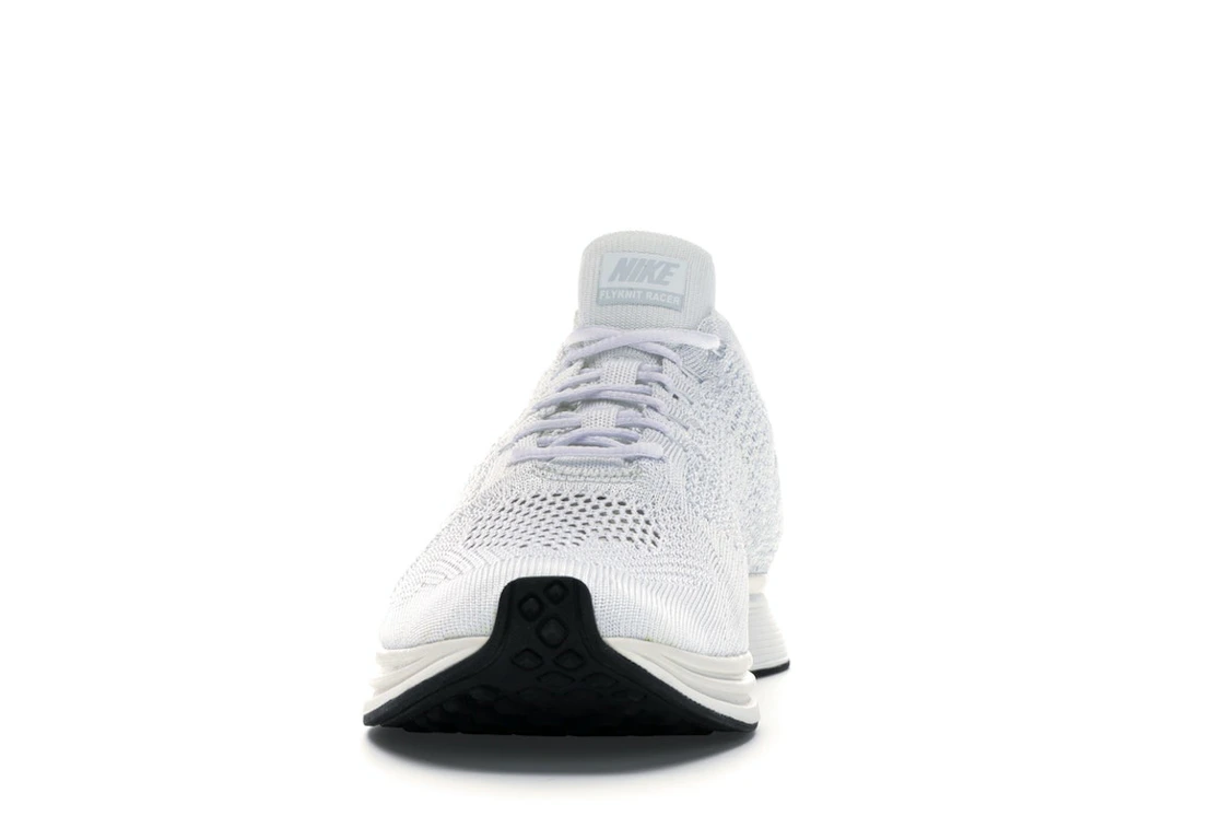 Vue 11 de Nike Flyknit Racer Goddess