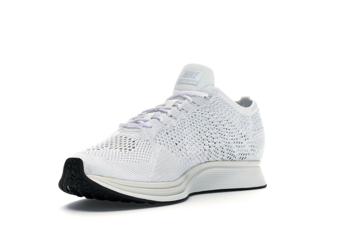 Vue 14 de Nike Flyknit Racer Goddess