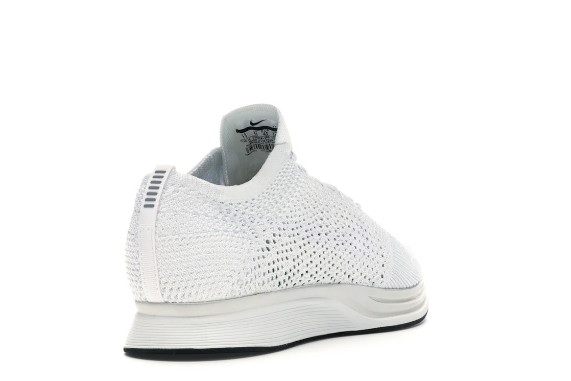 Vue 31 de Nike Flyknit Racer Goddess