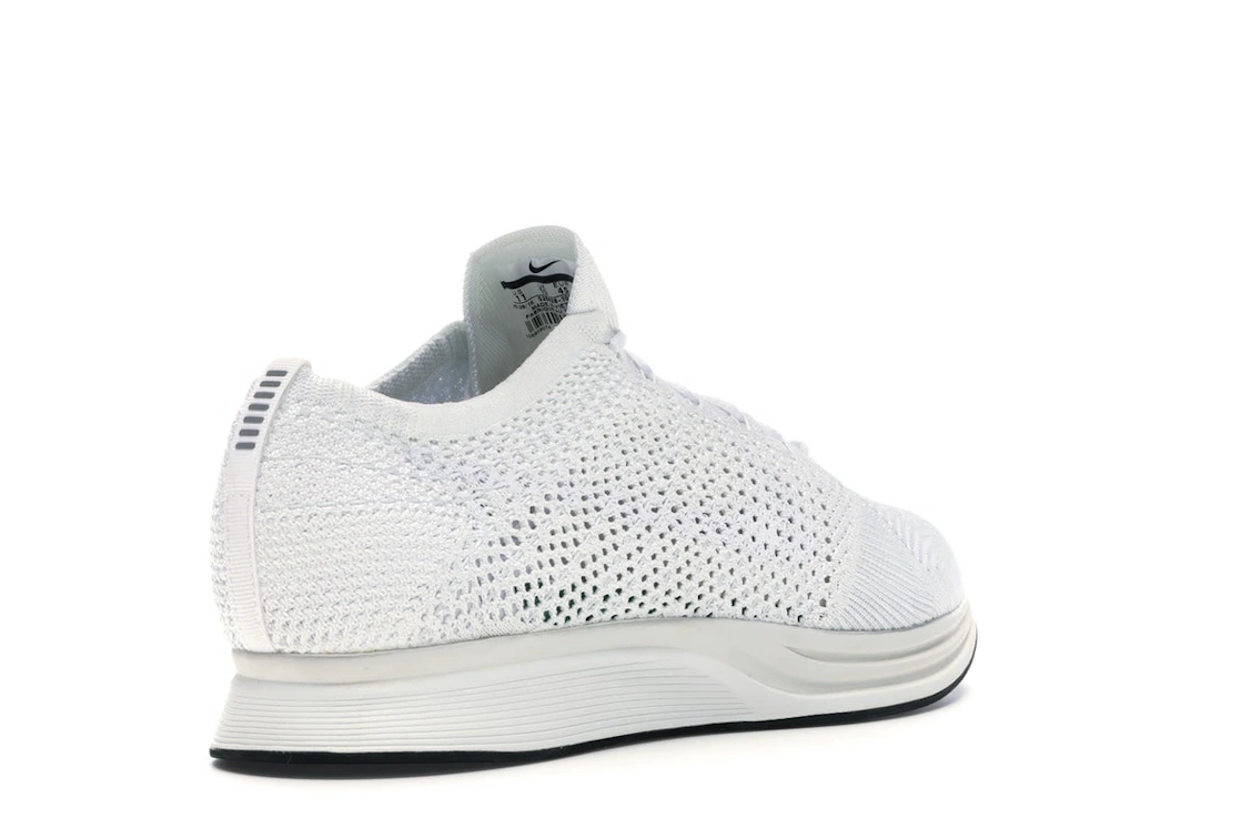 Vue 32 de Nike Flyknit Racer Goddess