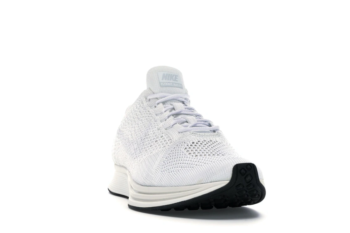 Vue 8 de Nike Flyknit Racer Goddess