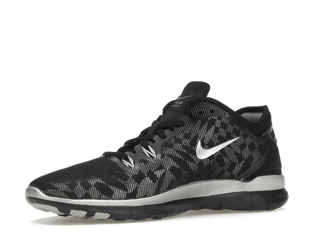 Vue 16 de Nike Free 5.0 TR Fit 5 Black Metallic Silver 