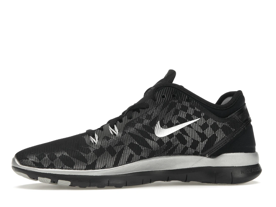 Vue 18 de Nike Free 5.0 TR Fit 5 Black Metallic Silver 
