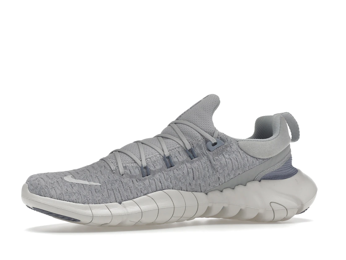 Vue 17 de Nike Free Run 5.0 Grey Fog