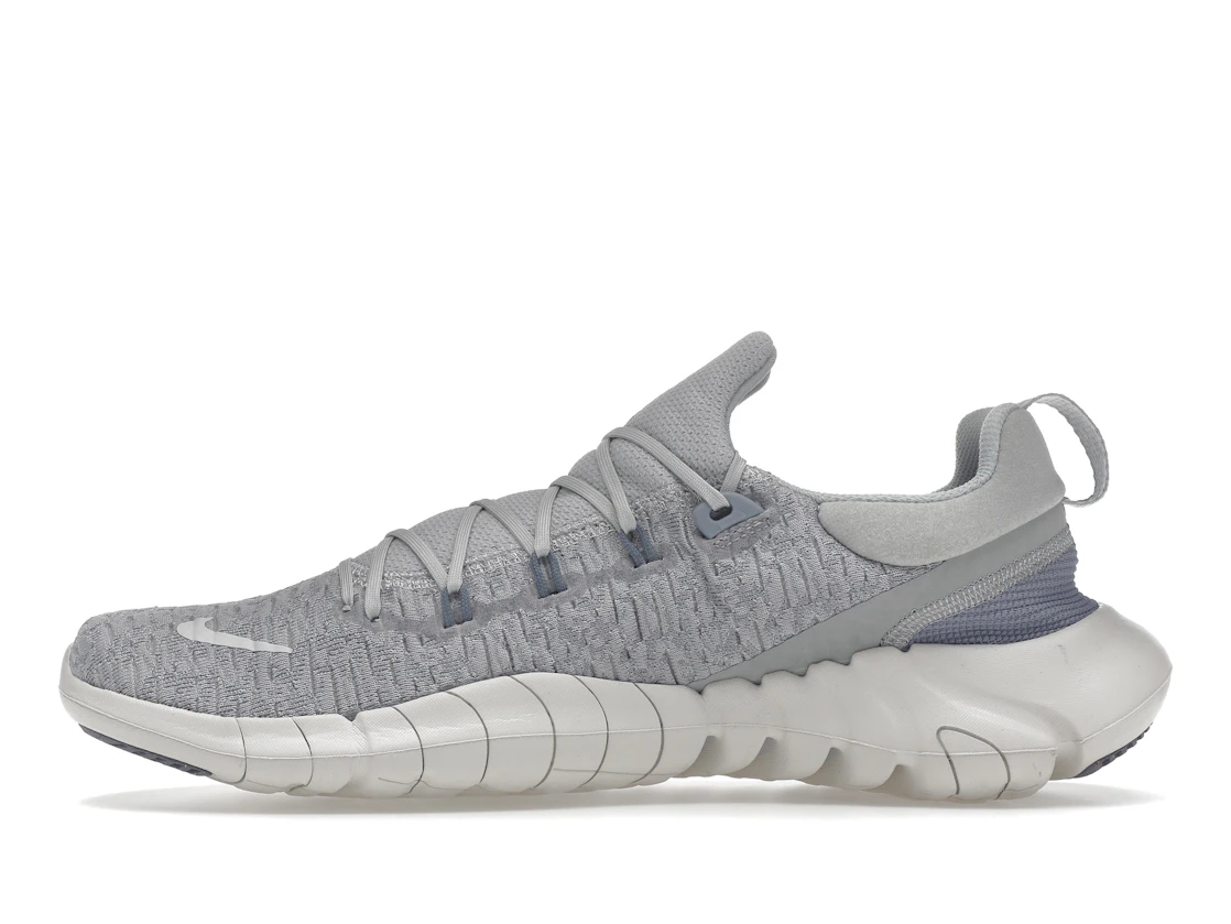 Vue 19 de Nike Free Run 5.0 Grey Fog