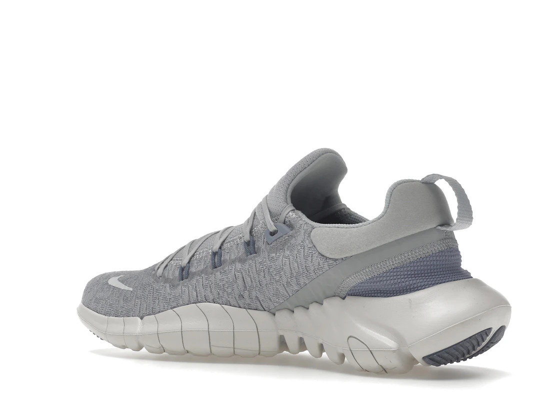 Vue 23 de Nike Free Run 5.0 Grey Fog