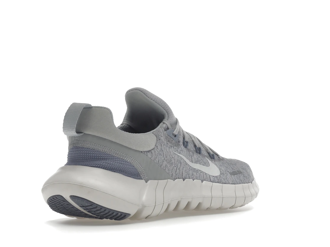 Vue 32 de Nike Free Run 5.0 Grey Fog