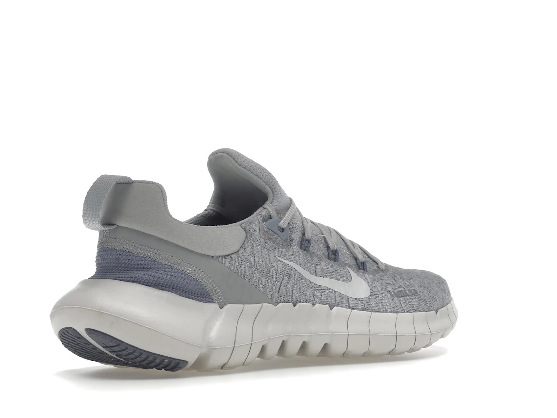 Vue 33 de Nike Free Run 5.0 Grey Fog