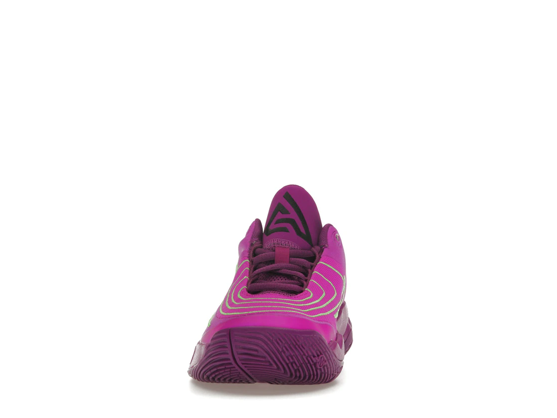 Vue 11 de Nike Giannis Immortality 4 Bold Berry Green Strike Hyper Violet Black (GS)
