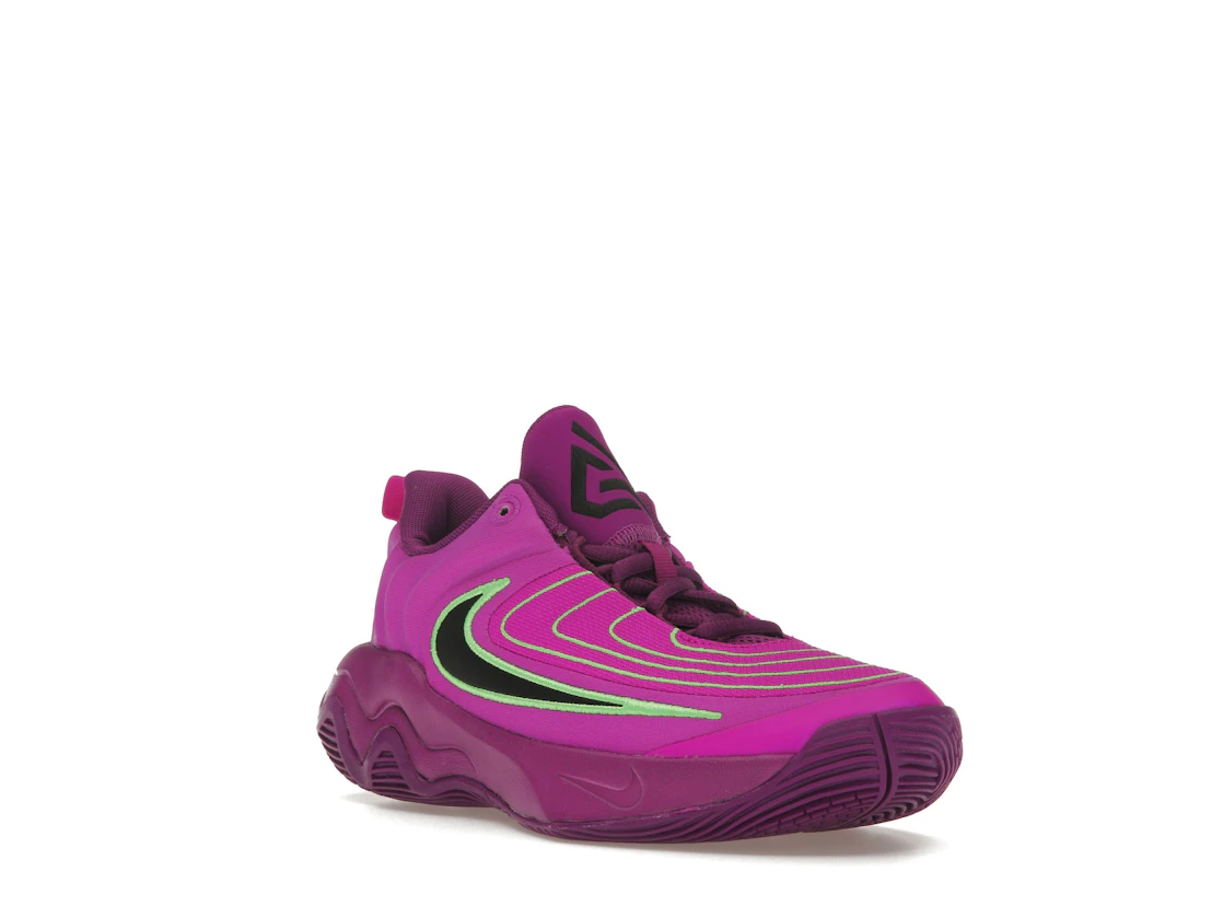 Vue 6 de Nike Giannis Immortality 4 Bold Berry Green Strike Hyper Violet Black (GS)