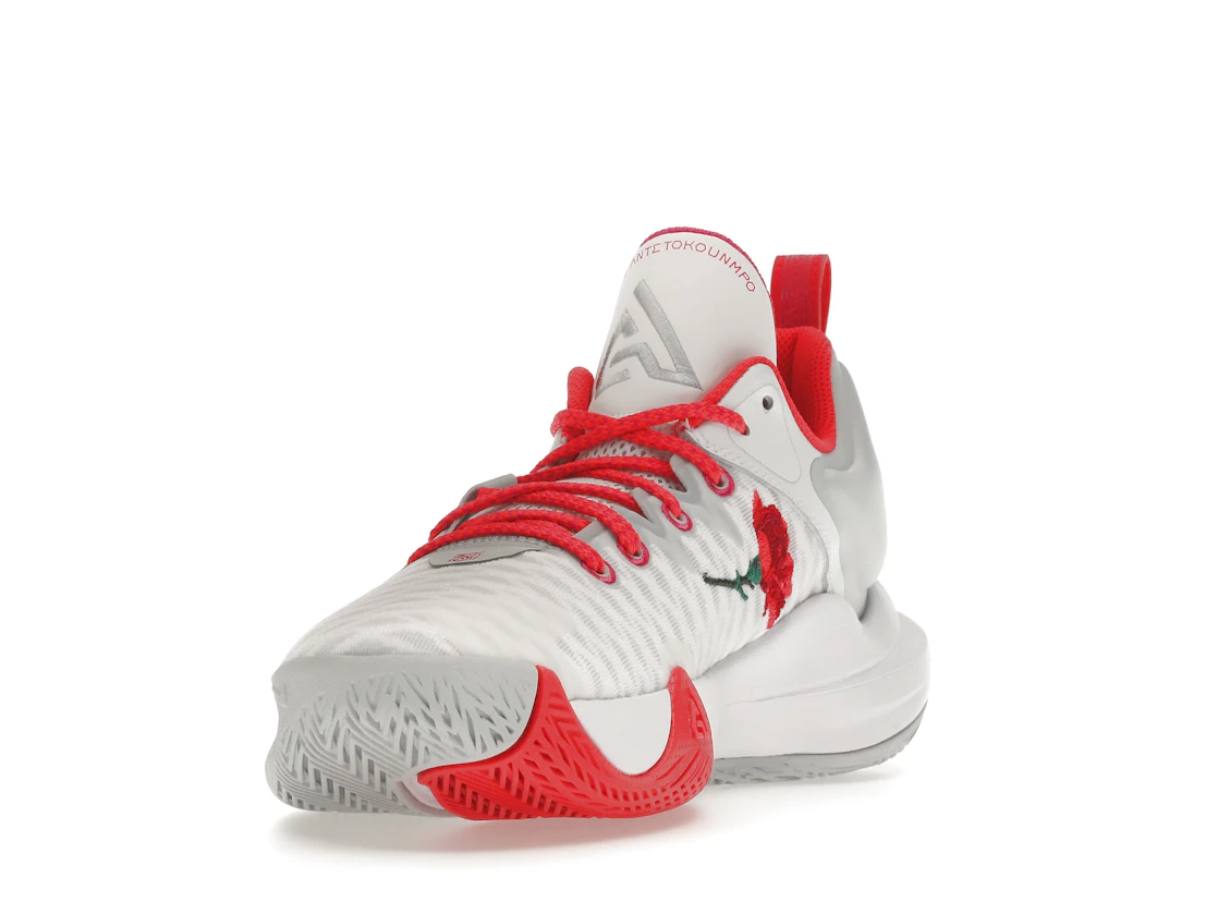Vue 13 de Nike Giannis Immortality Rose