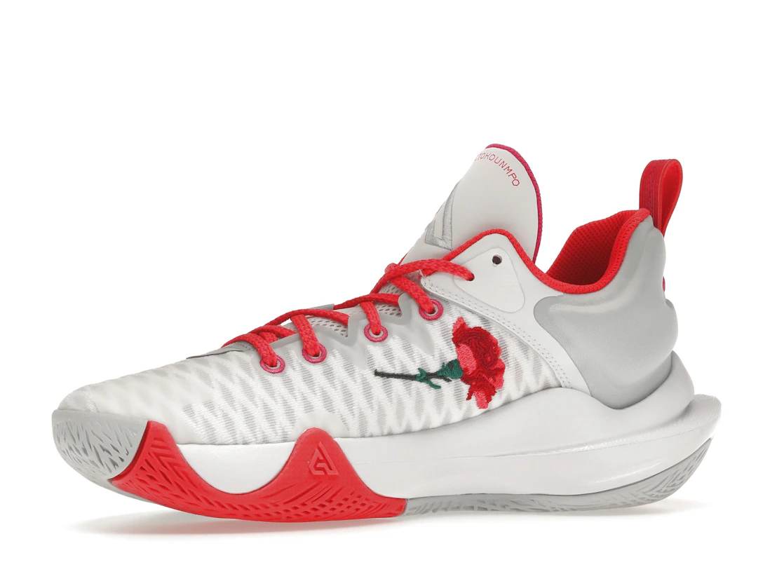 Vue 17 de Nike Giannis Immortality Rose