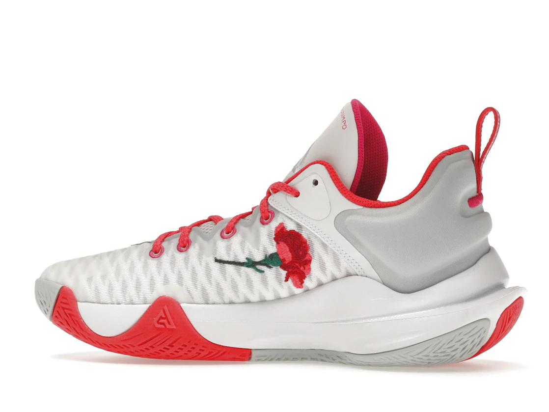 Vue 21 de Nike Giannis Immortality Rose