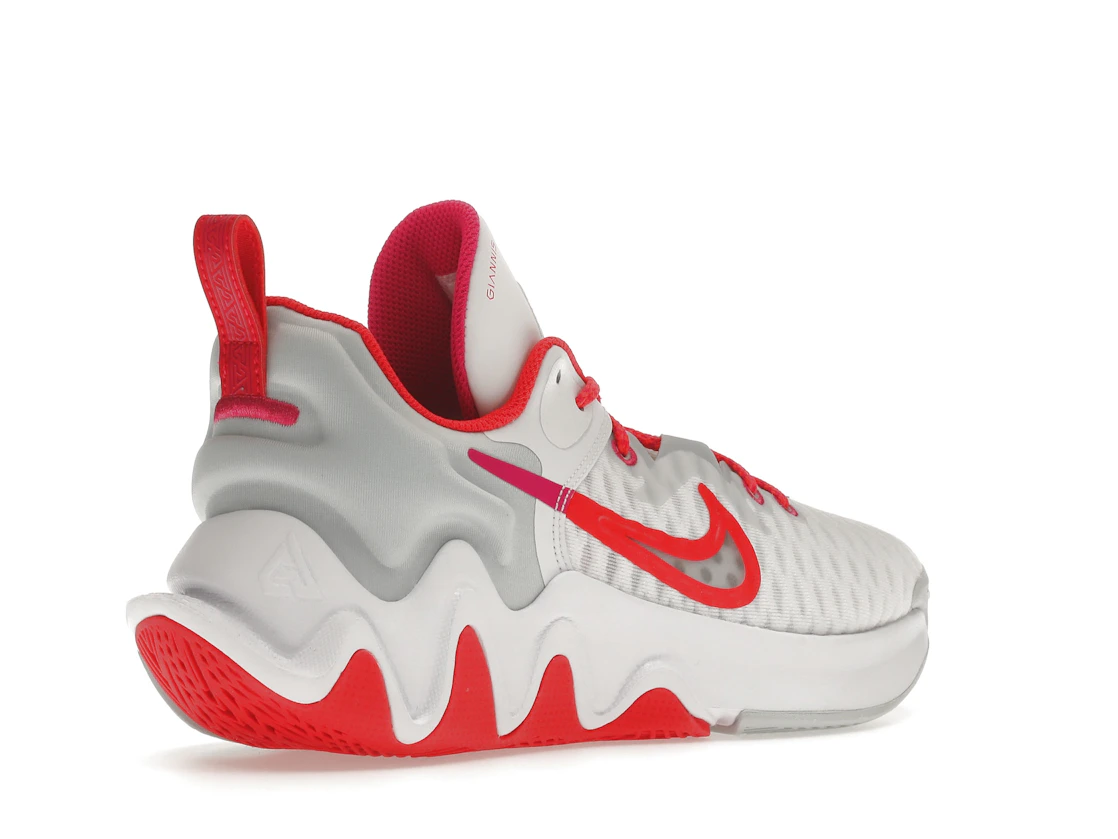 Vue 33 de Nike Giannis Immortality Rose
