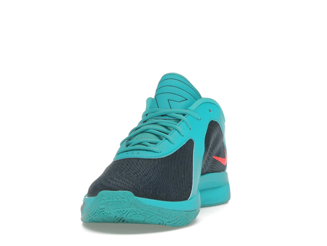 Vue 12 de Nike Giannis Zoom Freak 6 Liam and Maverick