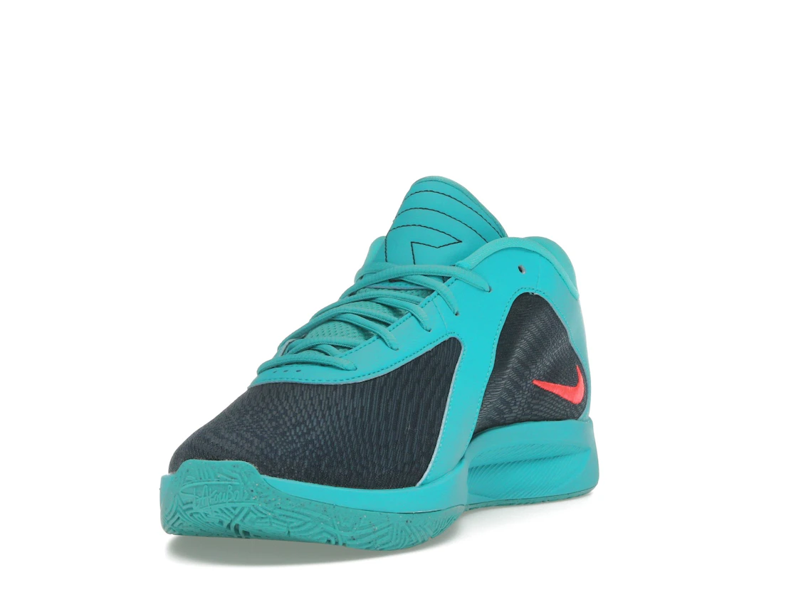 Vue 13 de Nike Giannis Zoom Freak 6 Liam and Maverick