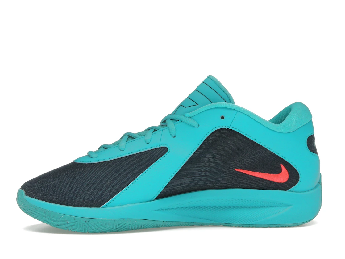 Vue 18 de Nike Giannis Zoom Freak 6 Liam and Maverick