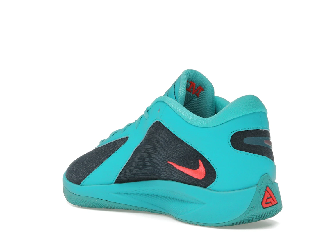 Vue 24 de Nike Giannis Zoom Freak 6 Liam and Maverick