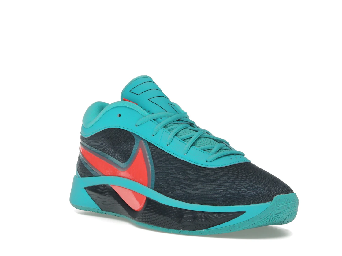 Vue 6 de Nike Giannis Zoom Freak 6 Liam and Maverick