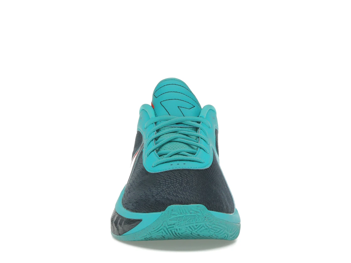 Vue 10 de Nike Giannis Zoom Freak 6 Liam and Maverick