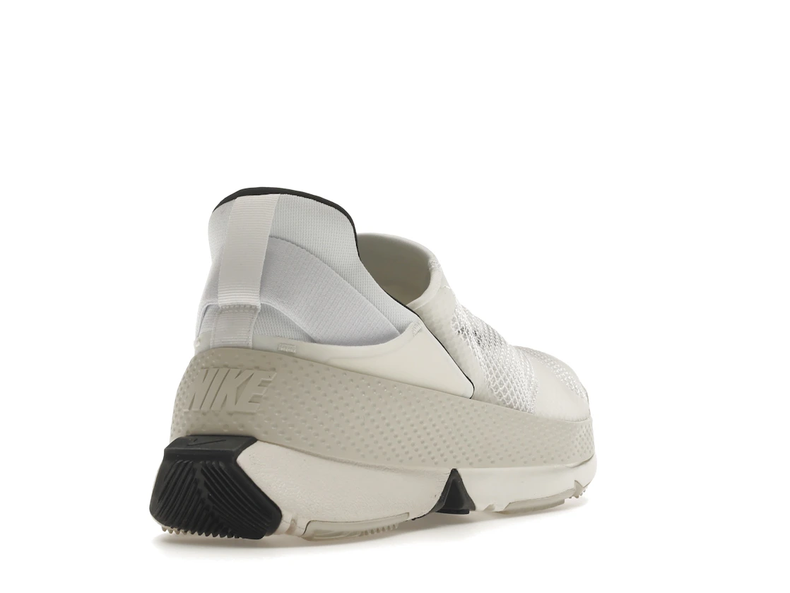 Vue 31 de Nike Go FlyEase White Sail