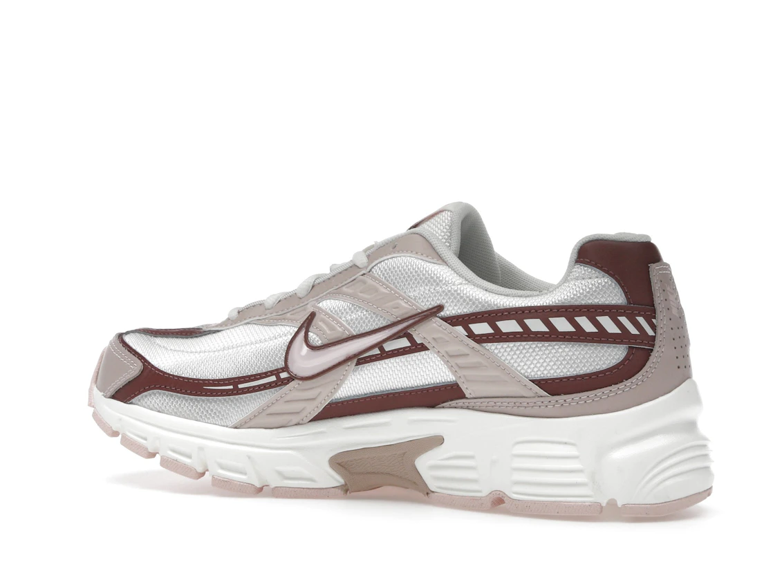 Vue 22 de Nike Initiator Red Sepia Echo Pink 