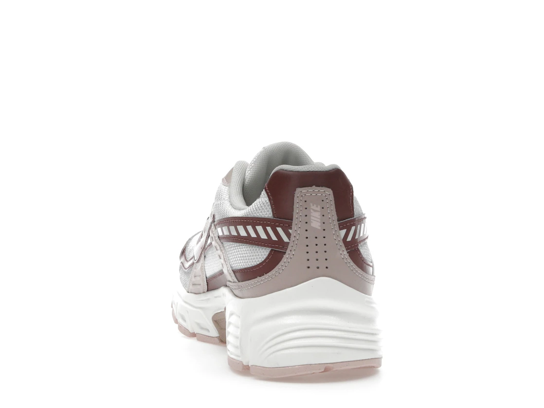 Vue 27 de Nike Initiator Red Sepia Echo Pink 