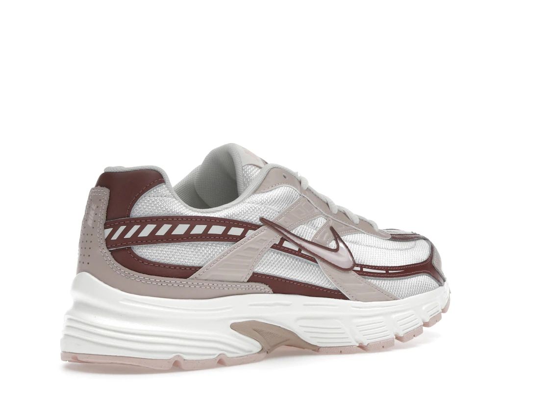 Vue 33 de Nike Initiator Red Sepia Echo Pink 