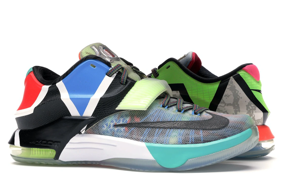 Vue 3 de Nike KD 7 What the KD