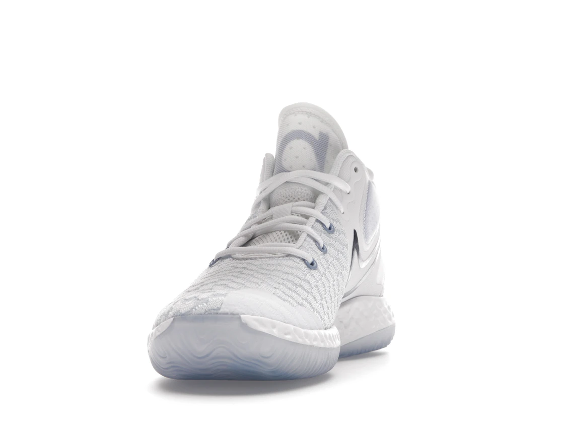Vue 12 de Nike KD Trey 5 VIII White Royal Tint