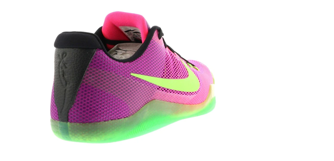 Vue 22 de Nike Kobe 11 EM Low Mambacurial