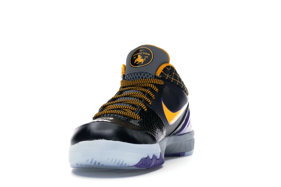 Vue 12 de Nike Kobe 4 Protro Carpe Diem