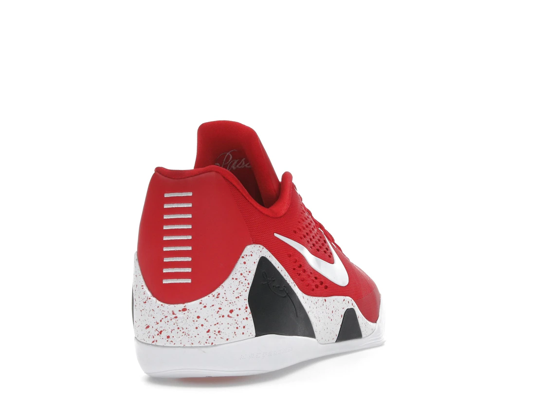 Vue 30 de Nike Kobe 9 EM Low Protro TB University Red