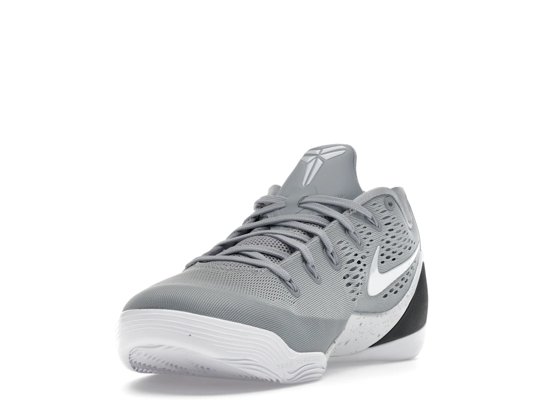 Vue 13 de Nike Kobe 9 EM Low Protro TB Wolf Grey