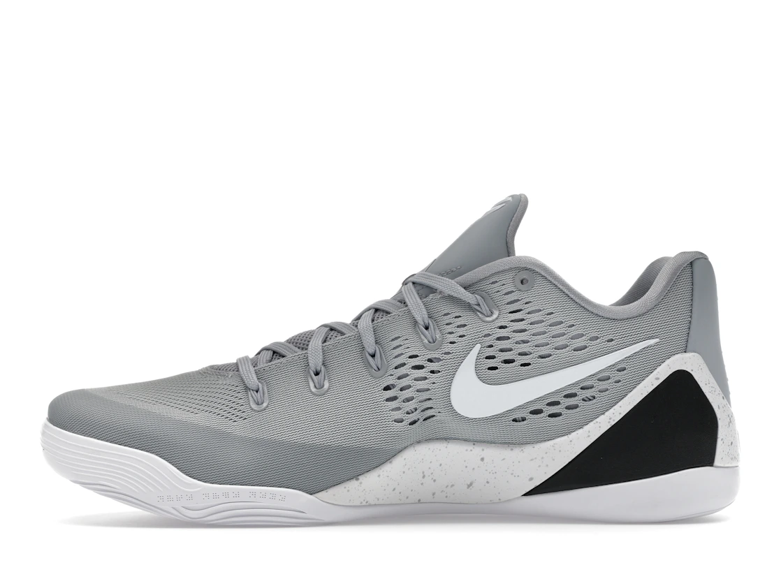 Vue 19 de Nike Kobe 9 EM Low Protro TB Wolf Grey