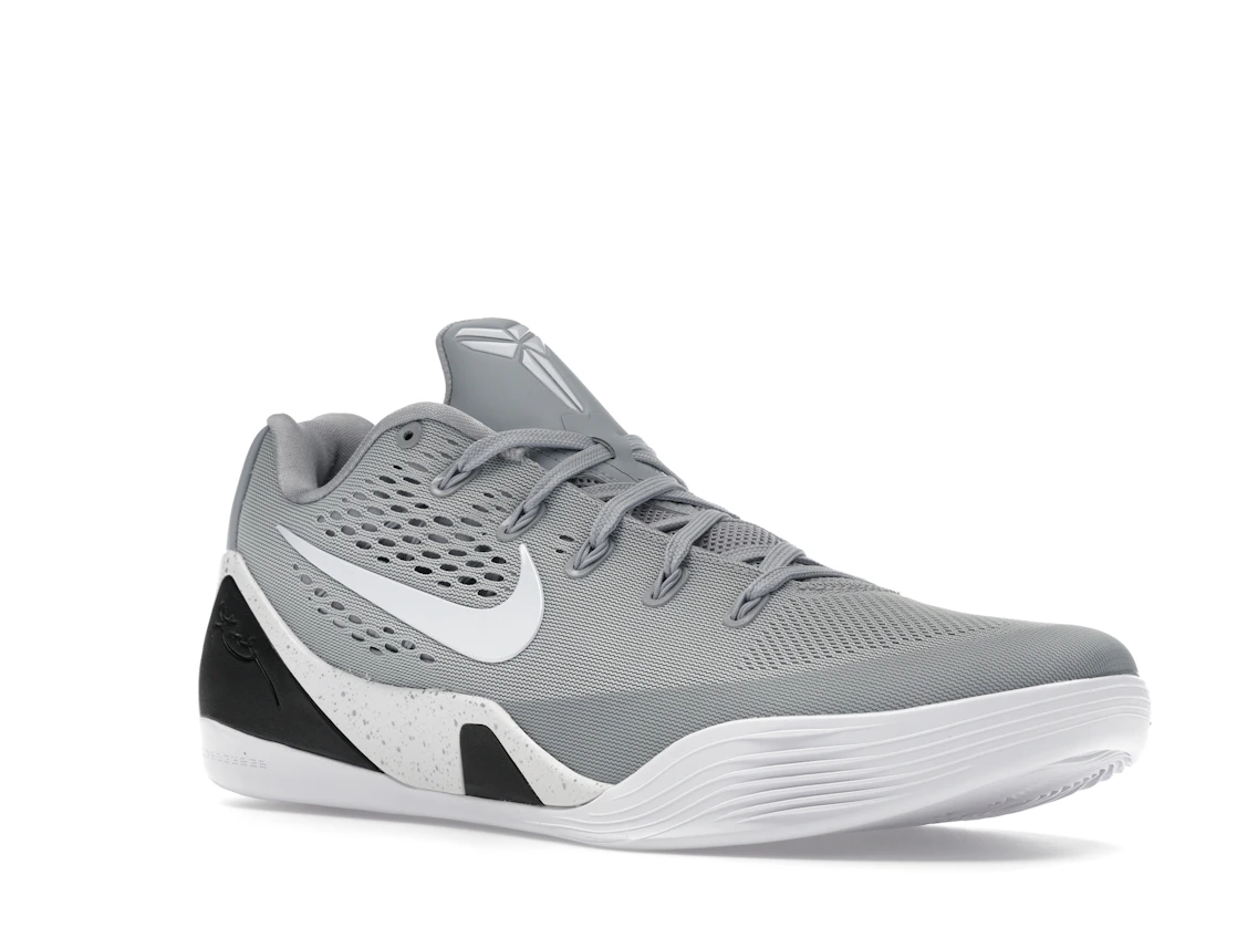 Vue 5 de Nike Kobe 9 EM Low Protro TB Wolf Grey