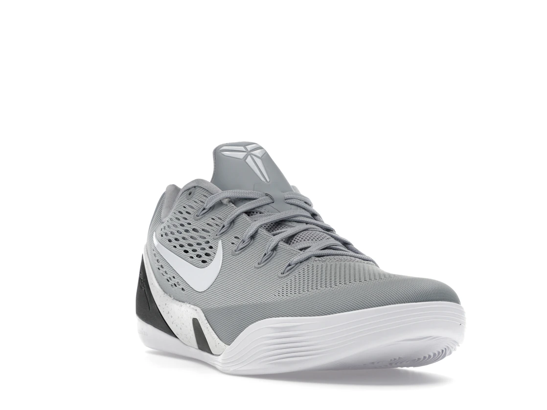 Vue 7 de Nike Kobe 9 EM Low Protro TB Wolf Grey